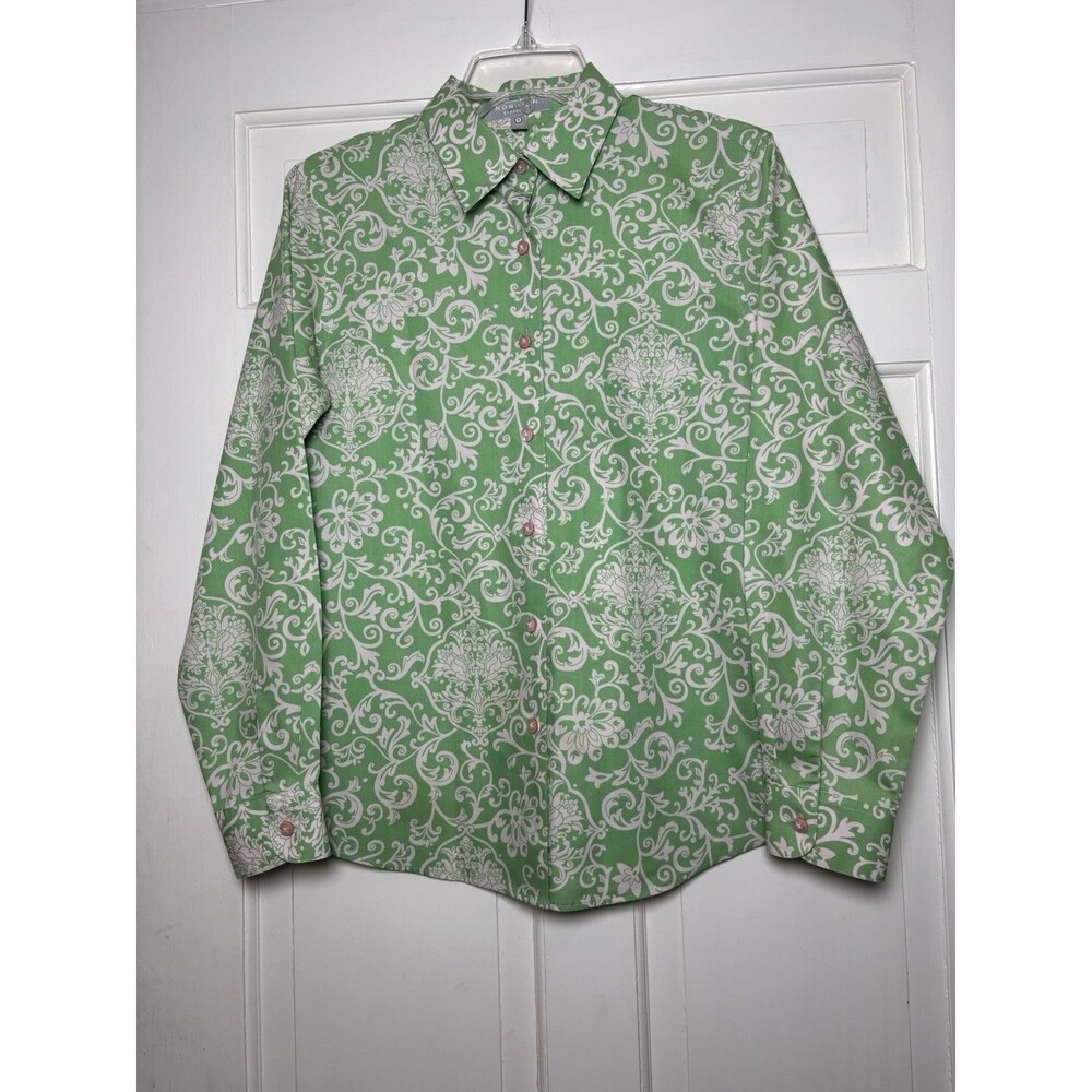 Foxcroft Women’s 4 Non-Iron Stretch Paisley Green/White Button Shirt Classic